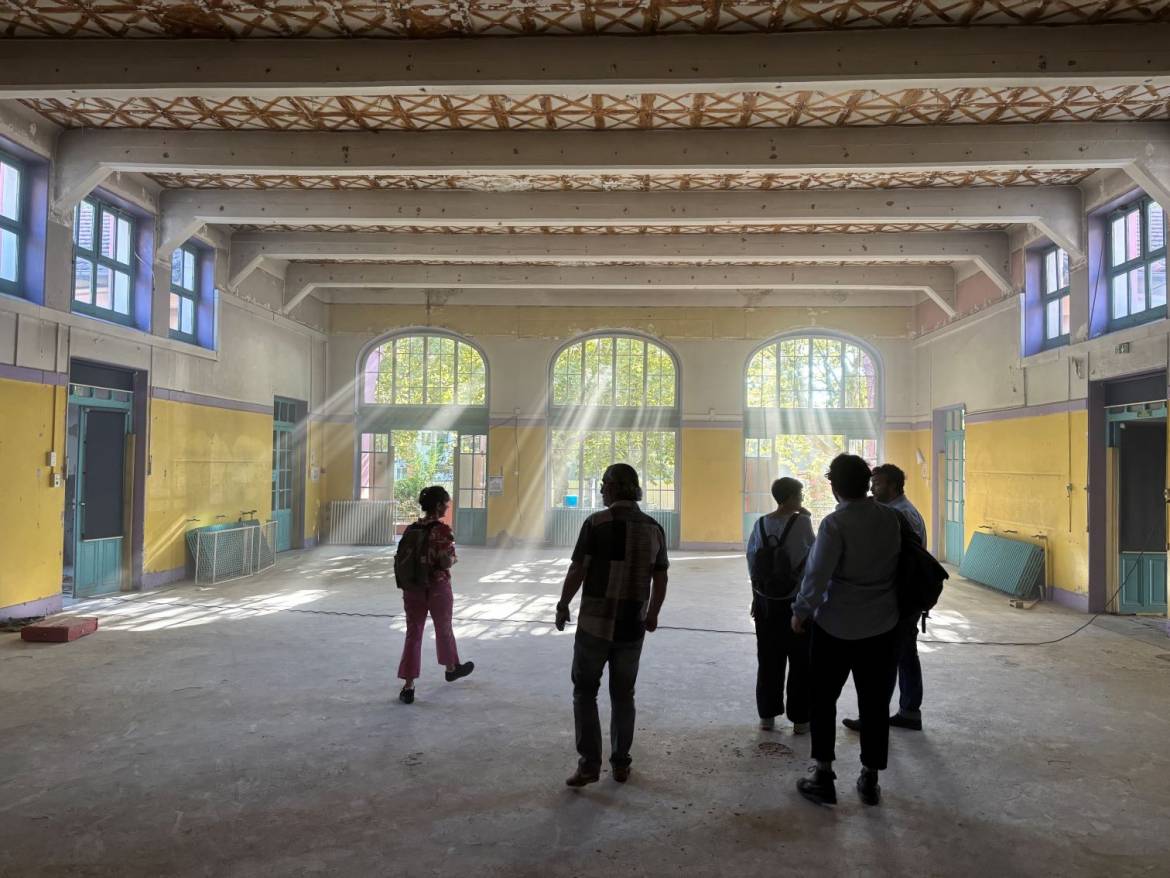 Lors de la visite du chantier de l'école maternelle Alice-Ball, vendredi 24 juillet 2026.